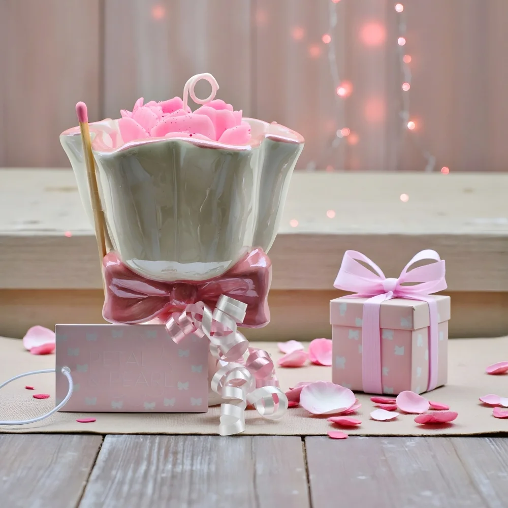 Petal & Pearl ✦ Iridescent Rose Candle ✦ Soy Wax Heart Rose Melt Pink Vessel NWT